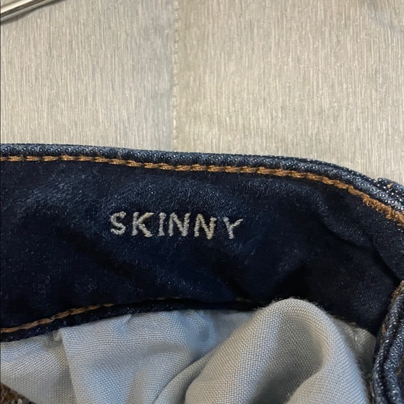 American Eagle Outfitters Women's Deep Indigo Skinny Jeans - Picture 4 of 5